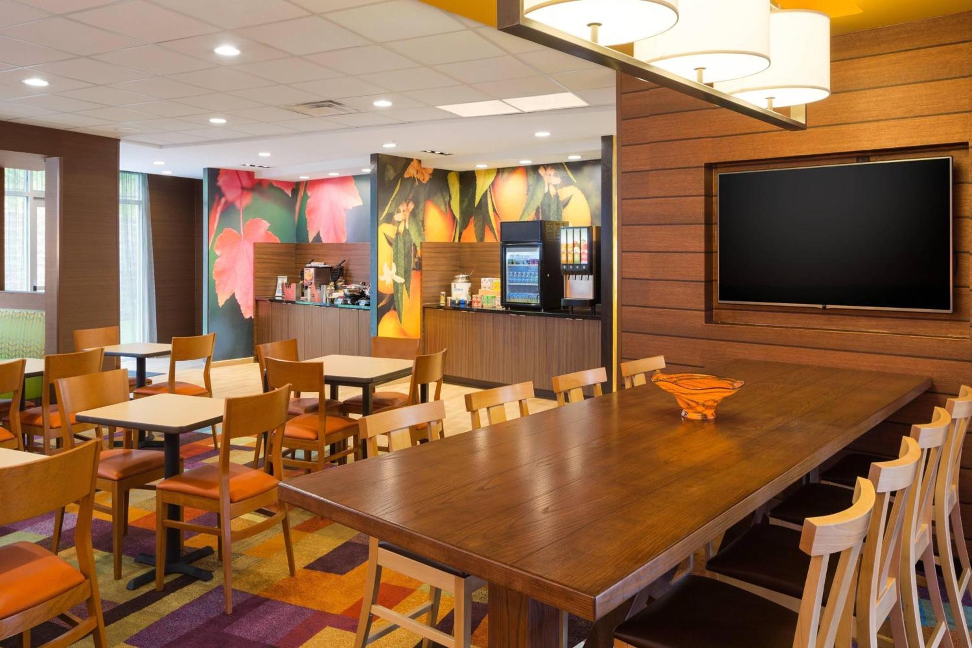 Fairfield Inn & Suites By Marriott Атенс Екстер'єр фото